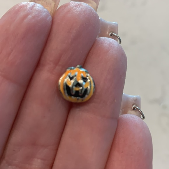 Earrings - Picture 3 of 3